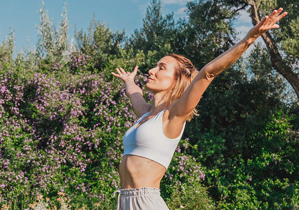 Clases de yoga al aire libre en Valencia