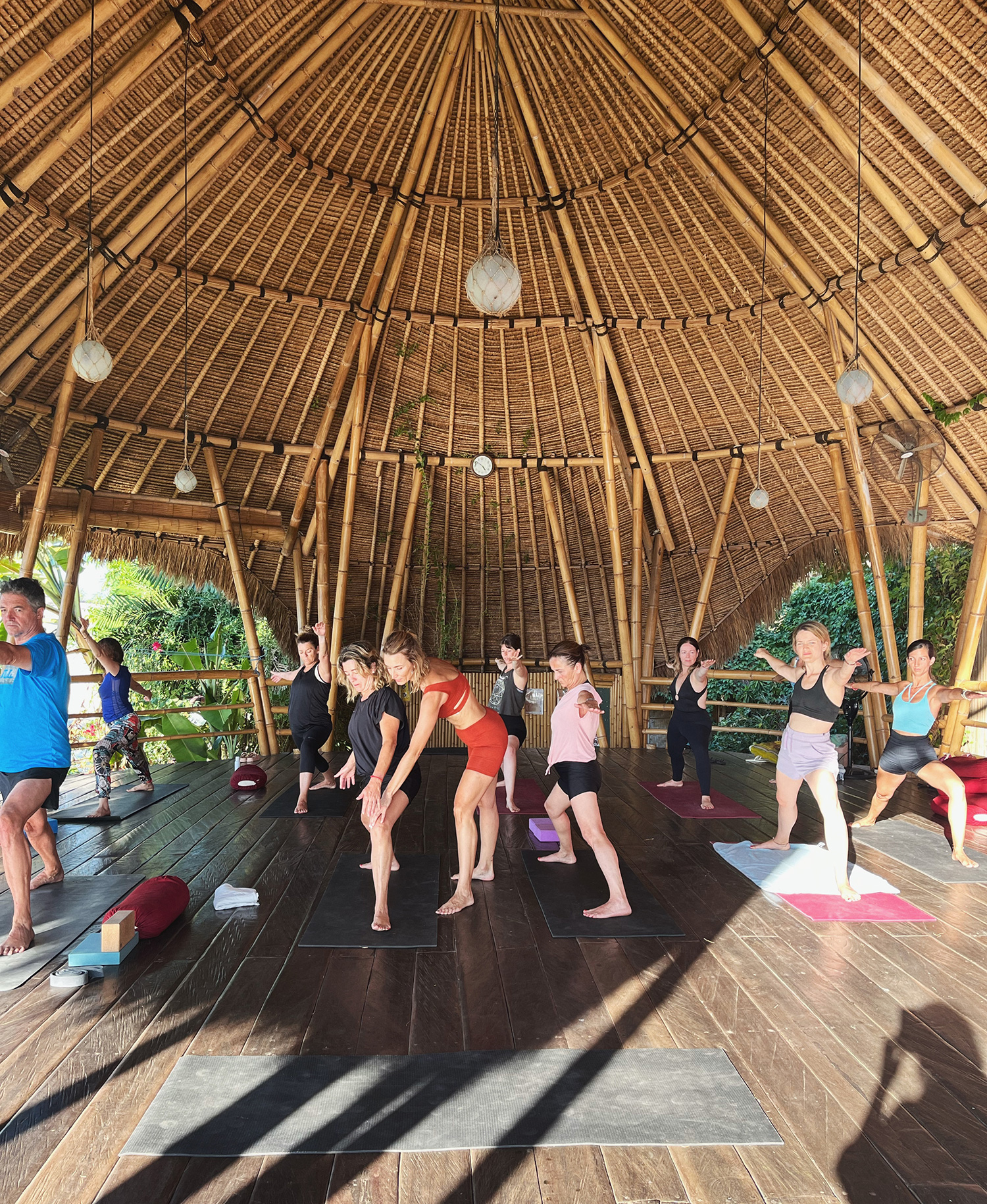 Ajustes en clase de yoga